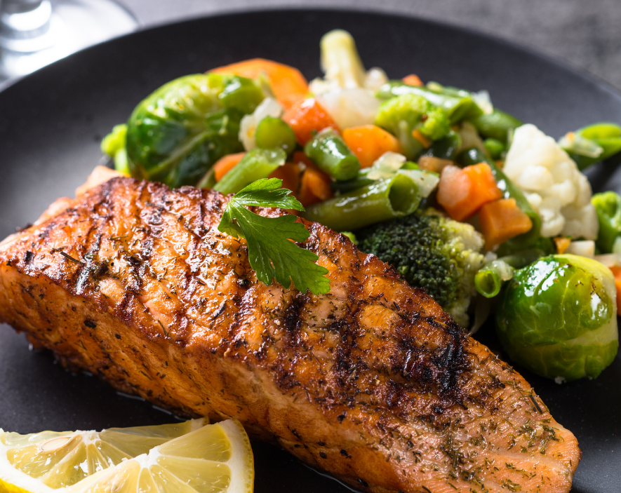 Salmon Fillet and Veg | Nutrition Consultation